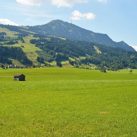 With 2 Bedrooms * Vorderburg